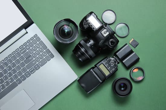 Yeni Başlayanlar İçin Fotoğrafçılık: Temel Ekipmanlar ve Teknikler